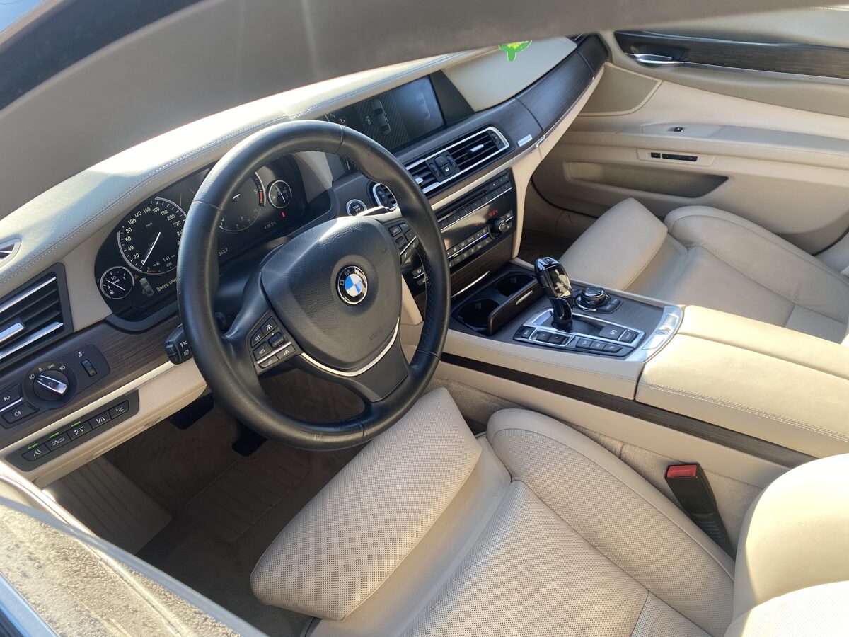 BMW-740d XDrive INDIVIDUAL, 3.0d (225KW=306Z.S.), 30/09/2011gads